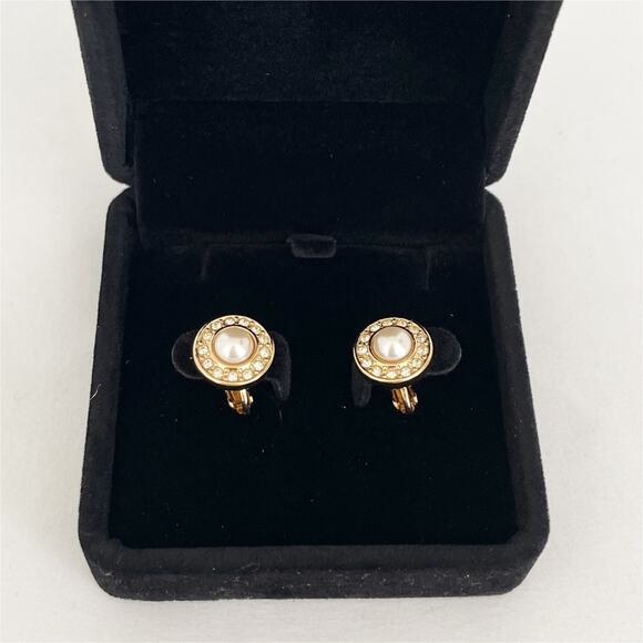 DIOR Vintage Clip-On Pearl Rhinestone Halo Earrings - Picture 9 of 10